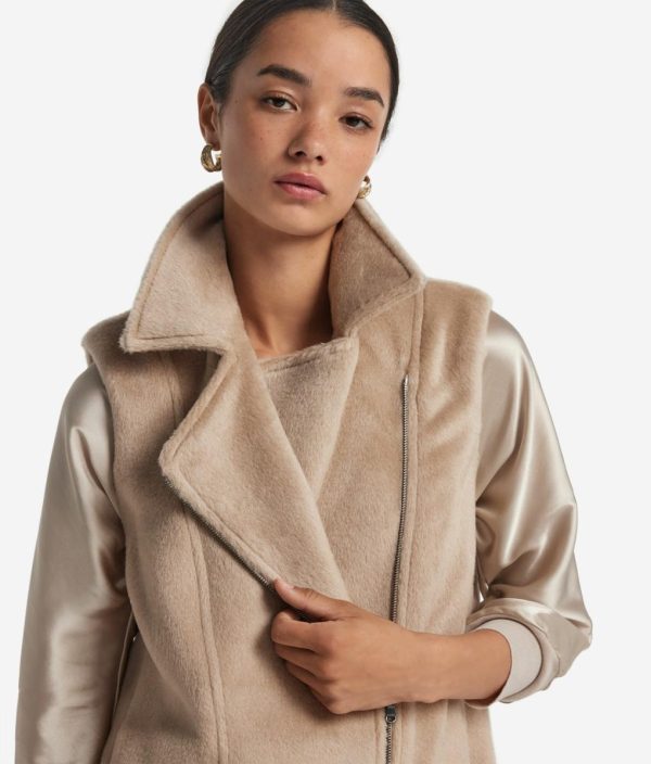 Taralawrence.shop3aacb56095 4