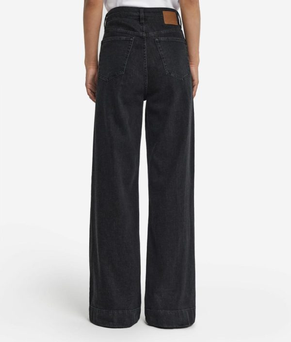 Taralawrence.shop3bbd25ead8 3