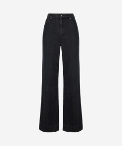 Taralawrence.shop3bbd25ead8 5