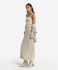 Taralawrence.shop3bf8b2ffb8 1