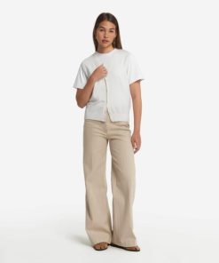 Taralawrence.shop3e0c459b36 1