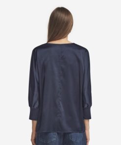 Taralawrence.shop3e3da2c3d7 3