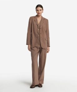 Taralawrence.shop3f1e43b818 1