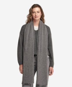 Taralawrence.shop423ceb2a2c 2