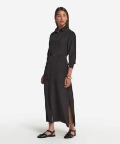 Taralawrence.shop44e91c27ba 1