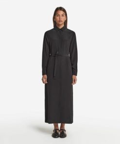 Taralawrence.shop44e91c27ba 2