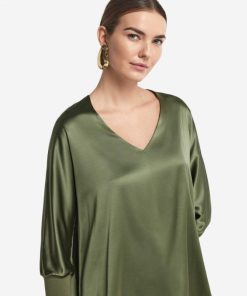 Taralawrence.shop4636ddbafc 4