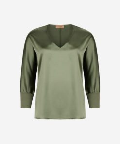 Taralawrence.shop4636ddbafc 5