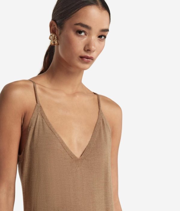 Taralawrence.shop4704eb8223 4