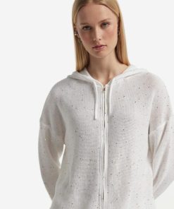 Taralawrence.shop4a3cdf3ee9 4