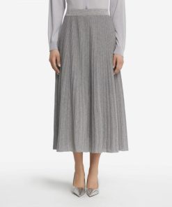 Taralawrence.shop4b4ebb2a2f 2