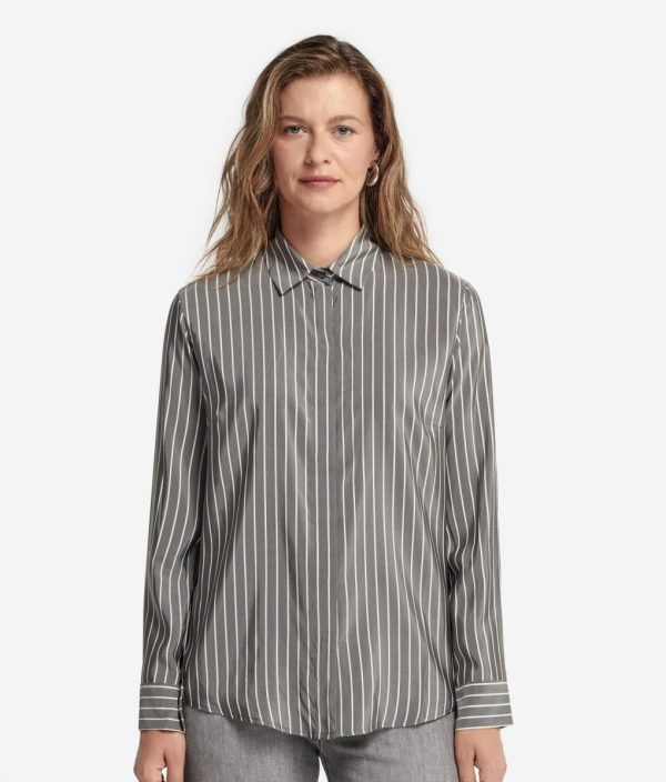 Taralawrence.shop5012e899ce 2