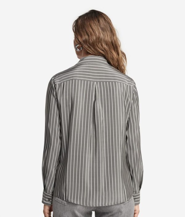 Taralawrence.shop5012e899ce 3