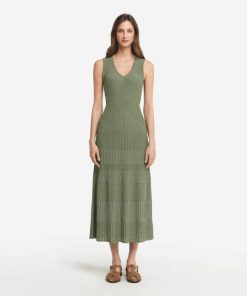 Taralawrence.shop50a5fffaeb 2