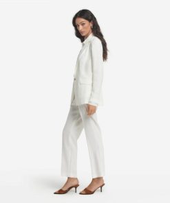 Taralawrence.shop50dbe3692d 1