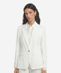 Taralawrence.shop50dbe3692d 2