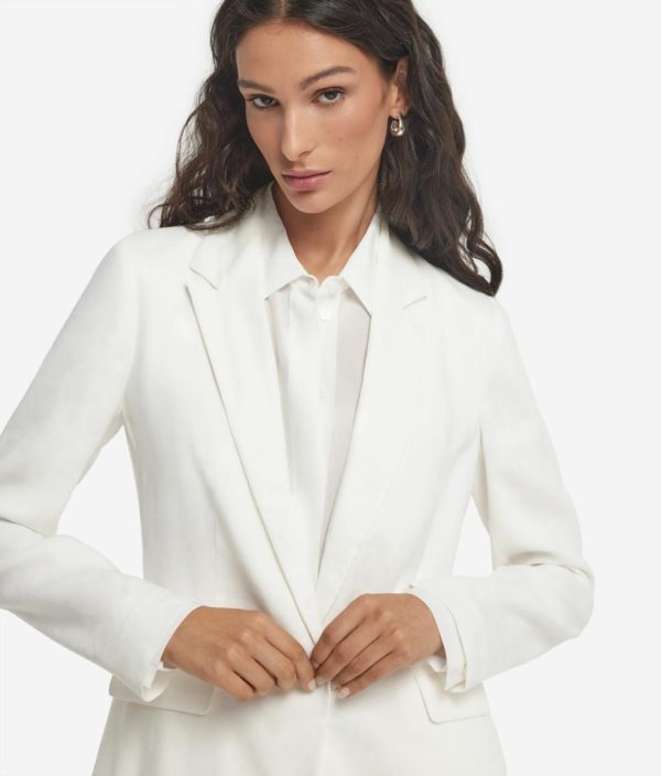 Taralawrence.shop50dbe3692d 4