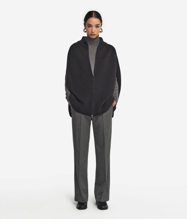 Taralawrence.shop52e443f3b4 1