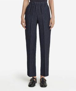 Taralawrence.shop53e3497444 2