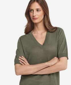 Taralawrence.shop543268ba70 4