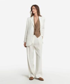 Taralawrence.shop548bbcc61c 1