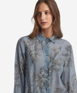 Taralawrence.shop55da303f5d 4