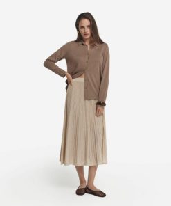 Taralawrence.shop566b12f814 1