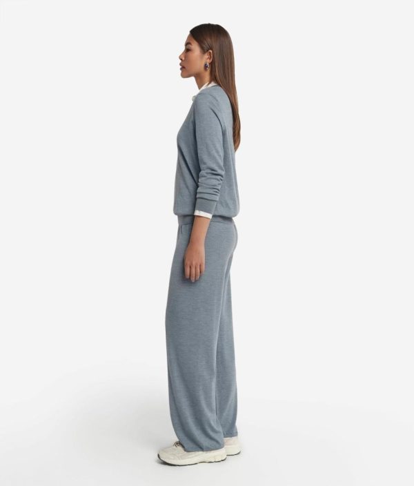 Taralawrence.shop56f7425e44 1