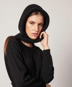 Taralawrence.shop5a0952b54e 1