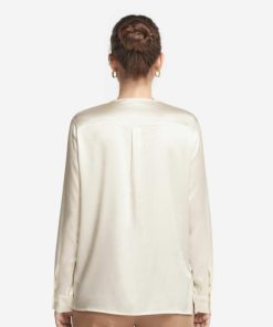 Taralawrence.shop5ae137d9bf 3