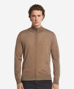 Taralawrence.shop5b31e4b821 2