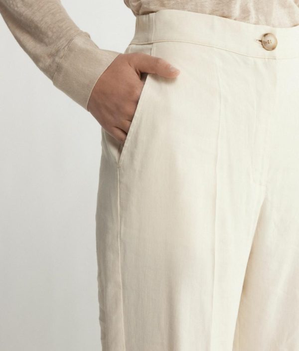 Taralawrence.shop5d6e2abae8 4