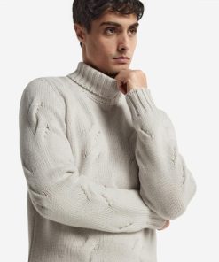 Taralawrence.shop5dbb293cf2 4