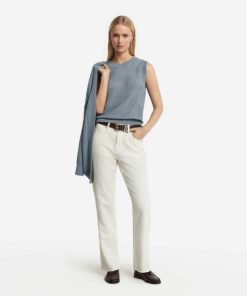 Taralawrence.shop5e0dd84172 1