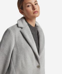 Taralawrence.shop5ecae46f1b 4