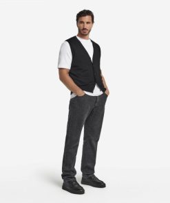 Taralawrence.shop634f9ba8a7 1