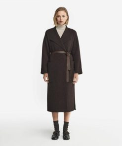 Taralawrence.shop63de86d5a8 2