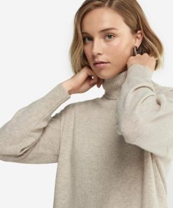 Taralawrence.shop65772bbefe 4