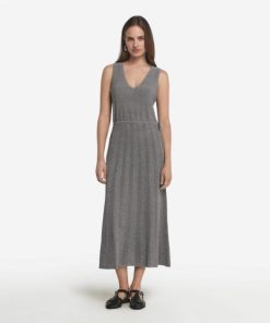 Taralawrence.shop67ac3614ee 2