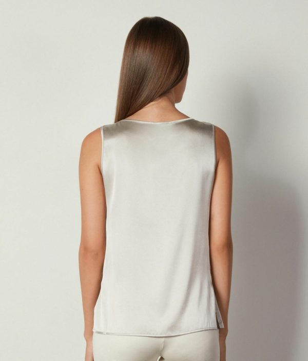 Taralawrence.shop67d9d1f551 3