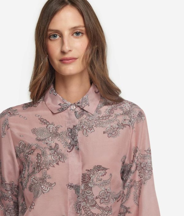 Taralawrence.shop6801b68e49 4