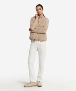 Taralawrence.shop6a74f0172f 1