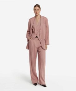 Taralawrence.shop6ac806fb92 1