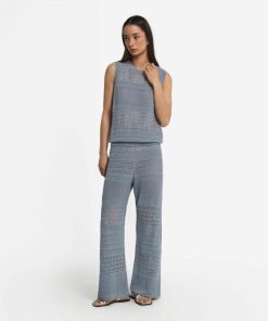 Taralawrence.shop6c8de1e744 1