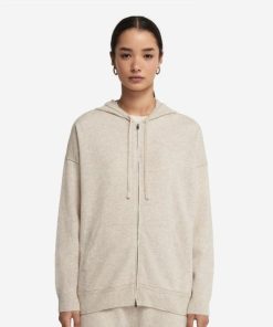 Taralawrence.shop6ceb5c5be3 2