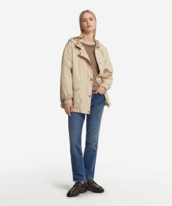 Taralawrence.shop6d7a229714 1