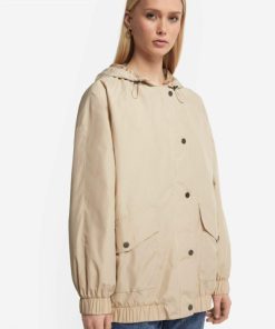 Taralawrence.shop6d7a229714 4