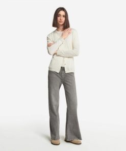 Taralawrence.shop709553844c 1