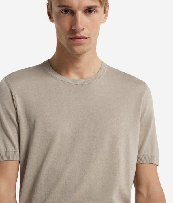 Taralawrence.shop746f814b49 4