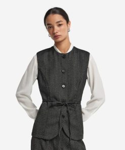 Taralawrence.shop766cb664f3 2